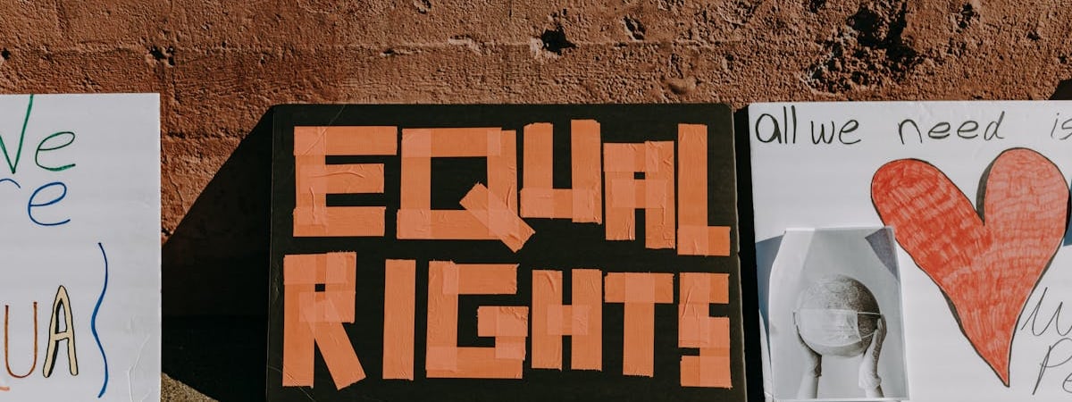 Мининформ Беларуси возмутился санкциями ЕС против руководителей госСМИ