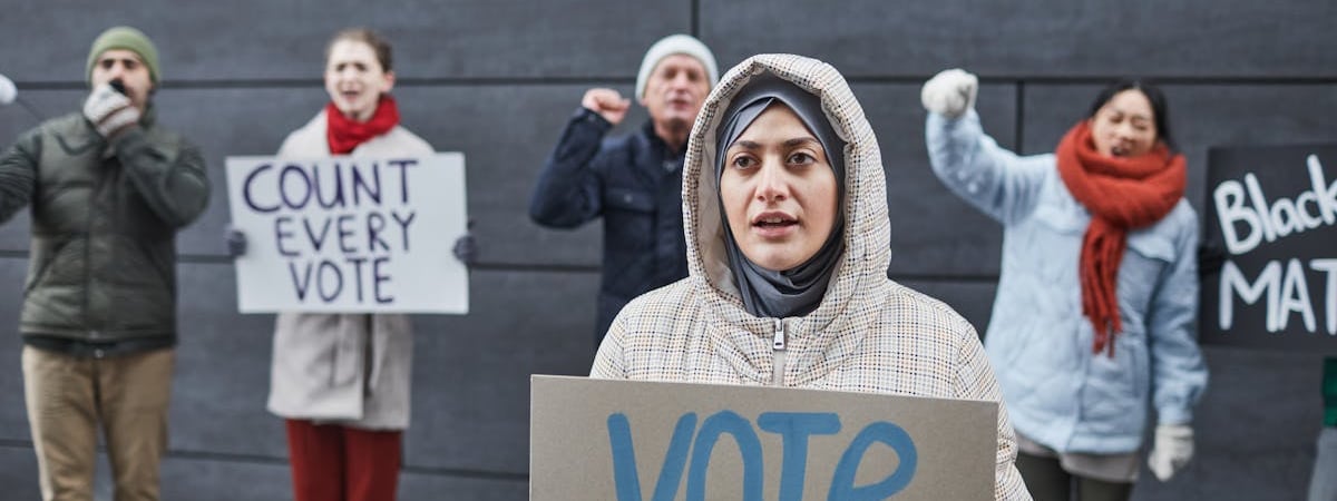 Литва готова изменить Конституцию для размещения в стране ядерного оружия НАТО