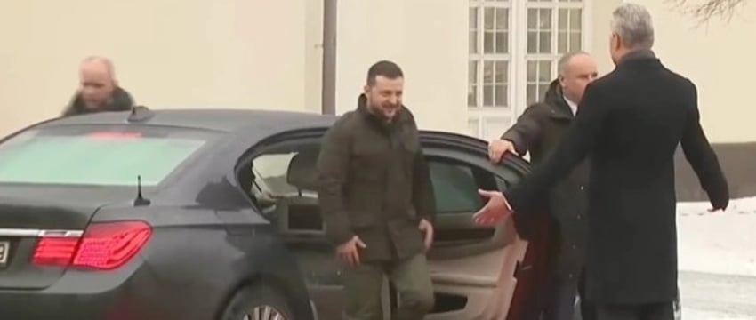 Зеленский прибыл в Вильнюс, затем собирается в Таллин и Ригу