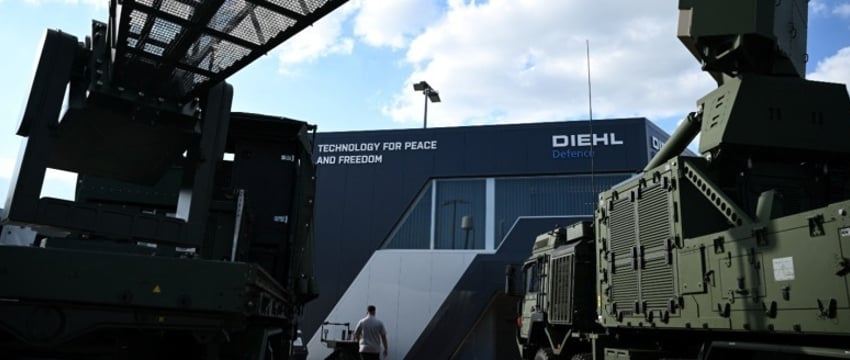 Взрыв прогремел на военном заводе в Германии