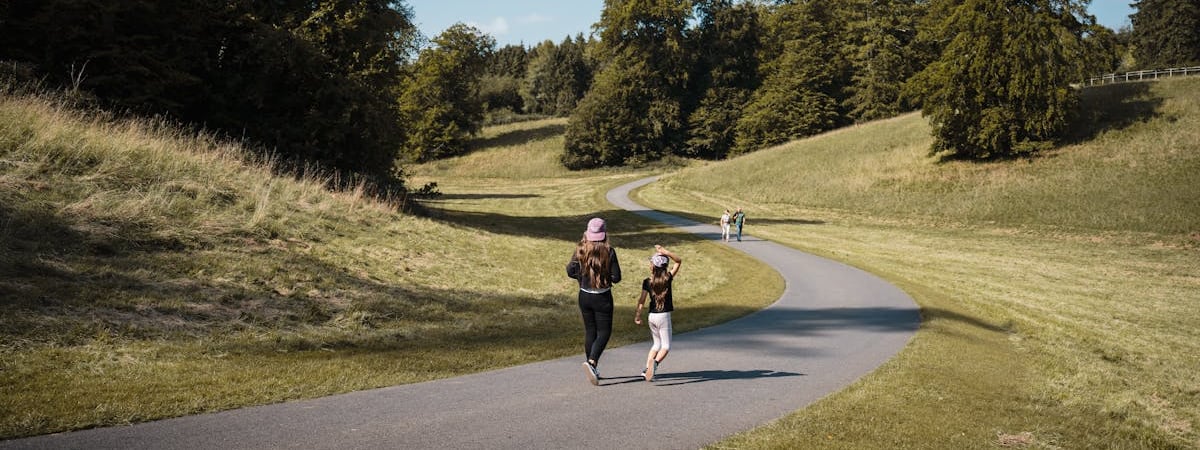 Великобритания сокращает помощь правительству Грузии из-за жесткого разгона протестов