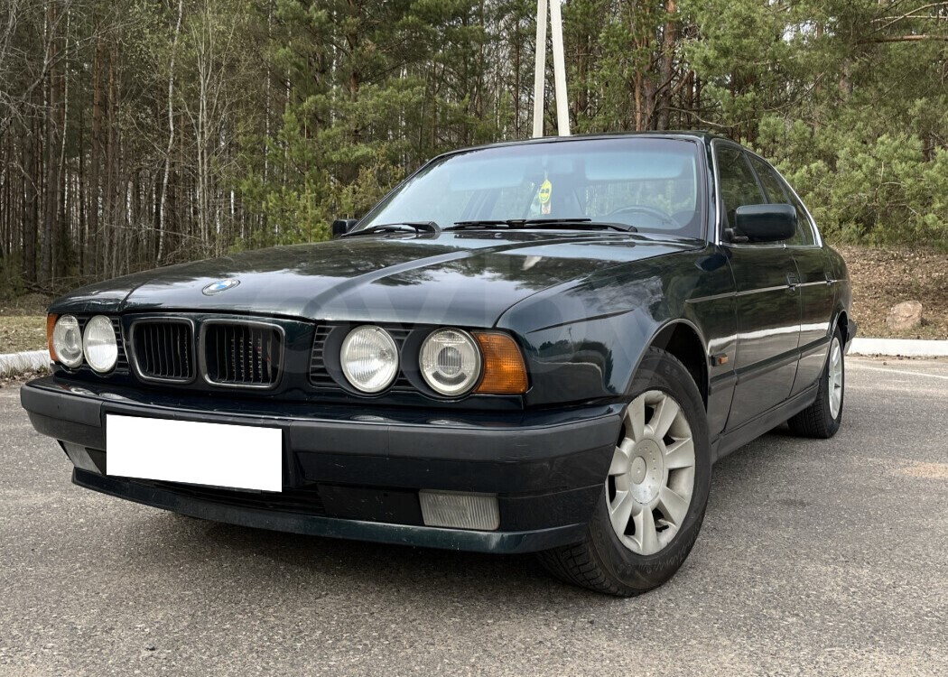 Бессмертные «старички». Сколько сейчас стоят BMW E34, Mercedes-Benz W124 и VW Passat B3 в Беларуси?