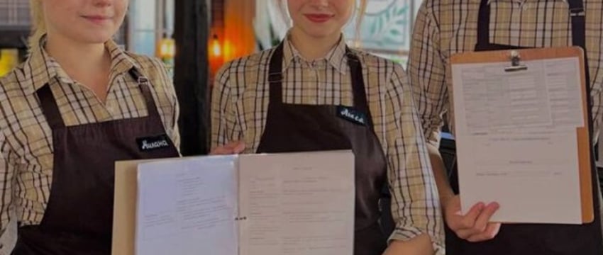 Как часто посетители оставляют чаевые — рассказала официантка