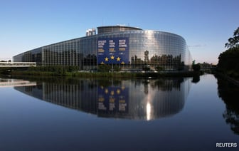 Политическая динамика ЕС: создание законов и взаимодействие институтов
