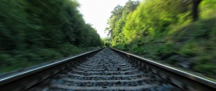 Трагедия в Беларуси: поезд сбил парня, который шел в наушниках