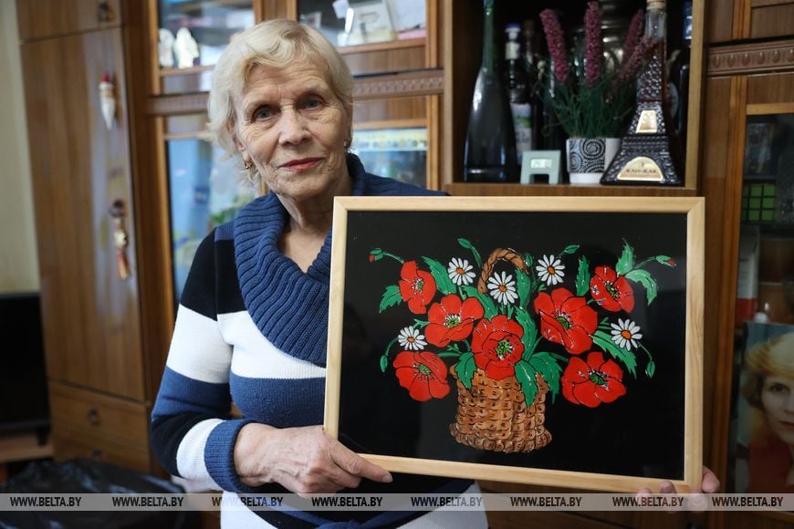 103-летняя жительница Пружанского района пришла на участок для голосования и поделилась секретами долголетия