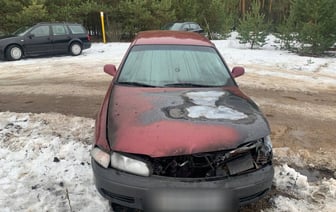 Горели автомобили и вагон-бытовка — обзор ЧП за выходные