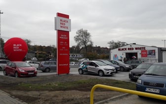 Мебельная фабрика Black Red White в Польше объявила о закрытии и массовом увольнении сотрудников