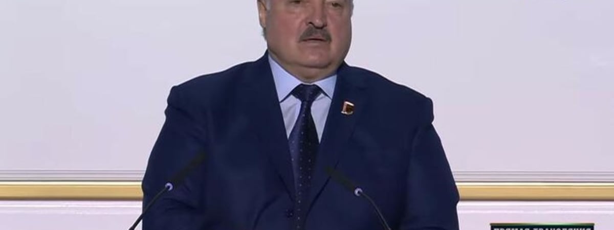 Угрозы и предательство: Лукашенко пригрозил оппонентам и добровольцам