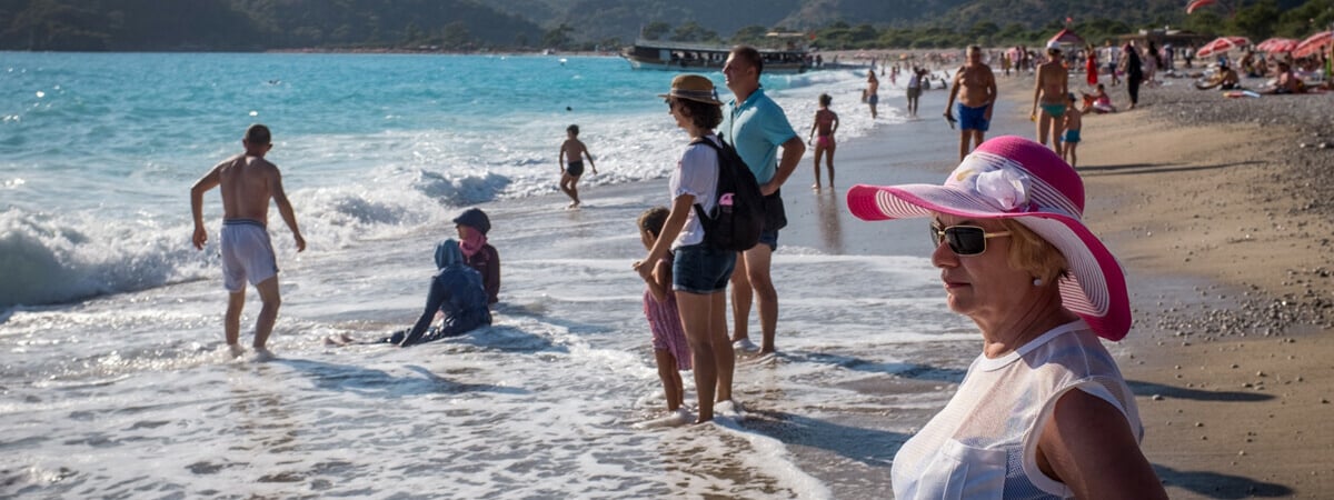 Туроператоры назвали «самый популярный» курорт у белорусов летом 2024 года. Куда сейчас билеты стоят от 530 рублей?