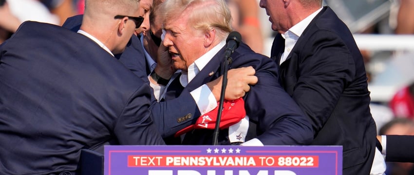 ФБР опубликовало обновленную информацию о попытке убийства Трампа, исключив иностранную причастность.