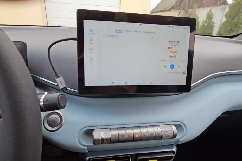 Василий Пошелюк из Бреста проехал на своем BYD Seagull свыше 6 тысяч километров. Как себя зарекомендовал автомобиль?
