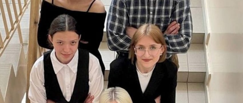 Гимназистки из Белоозерска: популярность в TikTok