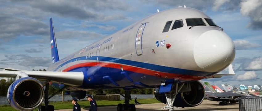 Российские самолеты начали красить на минском авиазаводе