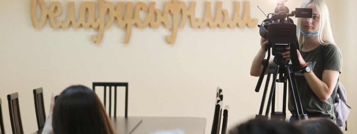 «Беларусьфильм» пообещал выпустить фильм про влюбленного в китаянку белоруса. А в Китае снимать будут?