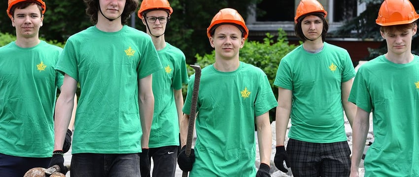 В Гомеле ДСК снова взял на работу школьников