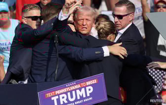 ФБР сообщило о покушении на убийство после стрельбы, в результате которой ранен Трамп