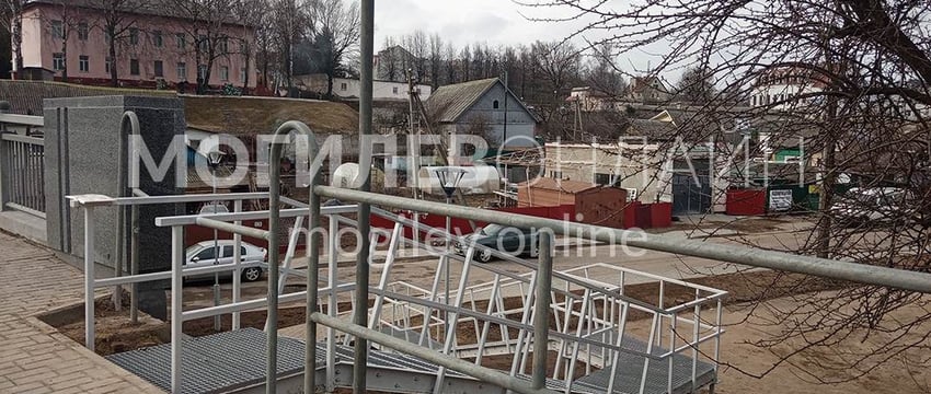 В Могилеве появилась еще одна новая лестница для пешеходов. Смотрите, где