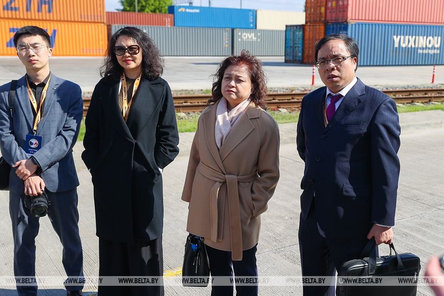 Участники форума деловых контактов «Брест - Китай. Стратегическое партнерство» ознакомились с логистическими возможностями Бреста