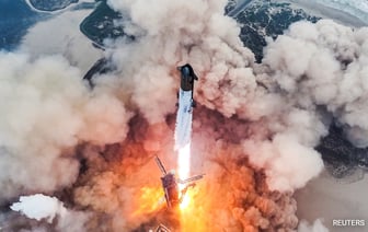 Космический корабль Илона Маска приземлился в море: что это значит?