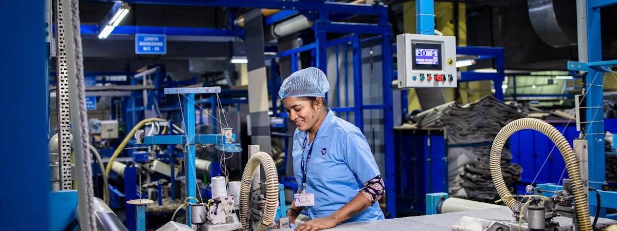 Китайские авто в России попали в перечень облагаемых налогом на роскошь машин