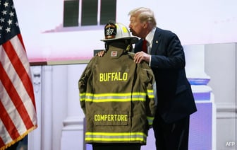 Видео: Уникальное выражение почтения Трампом пожарному, погибшему в перестрелке в Пенсильвании