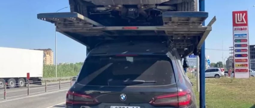 На юге России задержаны автовозы с автомобилями, ехавшие из Грузии в Беларусь