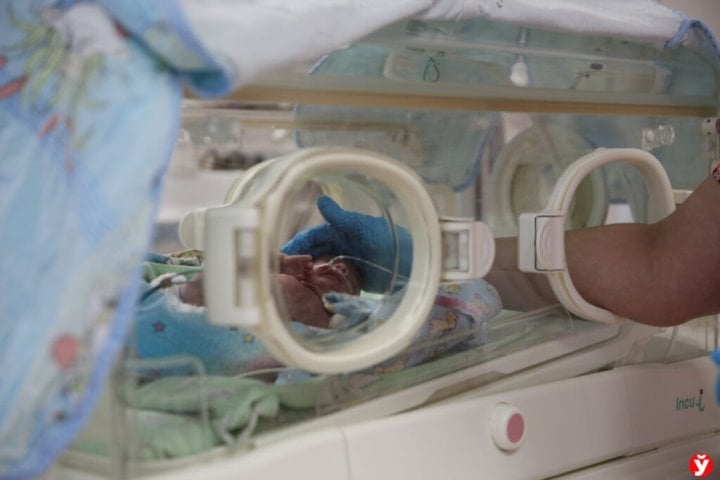 Выхаживание ребенка весом меньше кило стоит $200 000 в год. Как в Беларуси спасают жизни
