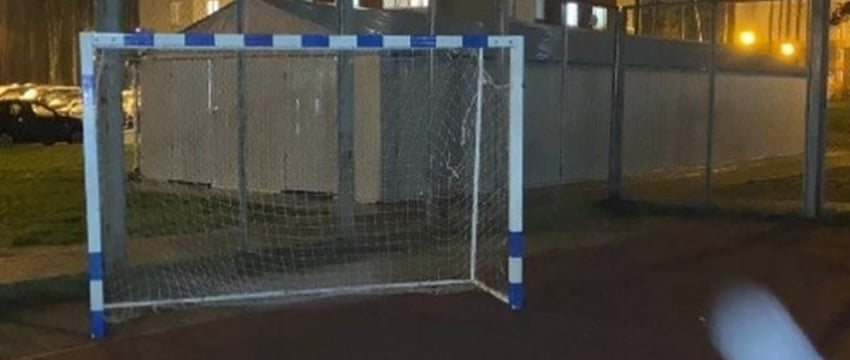 Минчане отсудили у ЖЭУ 100 000 рублей компенсации за смерть сына на спортплощадке