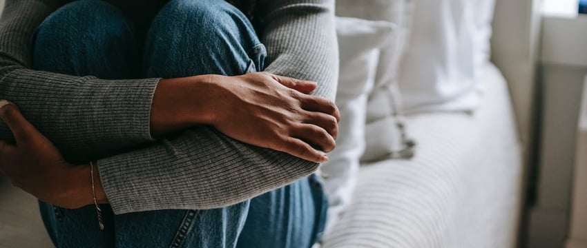 Две школьницы провалились под лёд – одна бросилась спасать выпавший телефон, вторая – подругу