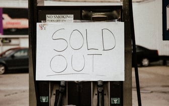 МЭА понизило оценку роста спроса на нефть в 2025 году на 73 тыс. б/с