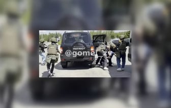 "Седого мужчину бросили на землю и начали жестоко избивать. Женщины вокруг были просто в шоке: за что?" ГУБОПиК показательно избил мозырянина
