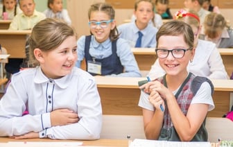 Речевой этикет, безопасность и экономическая грамотность — в школах Беларуси появятся еще семь новых факультативов