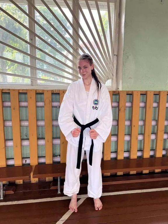 Школьница с черным поясом по тхэквондо сдала ЦЭ на 100 баллов