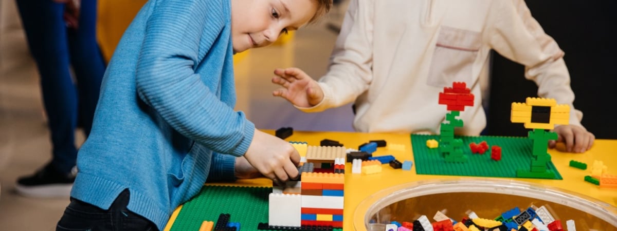 В TRINITI откроется фирменный магазин “Луч” и приедет выставка конструктора ЛЕГОУ