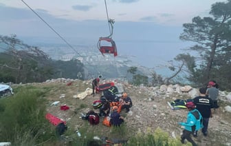 В турецкой Анталье рухнула кабинка фуникулера — погиб один человек