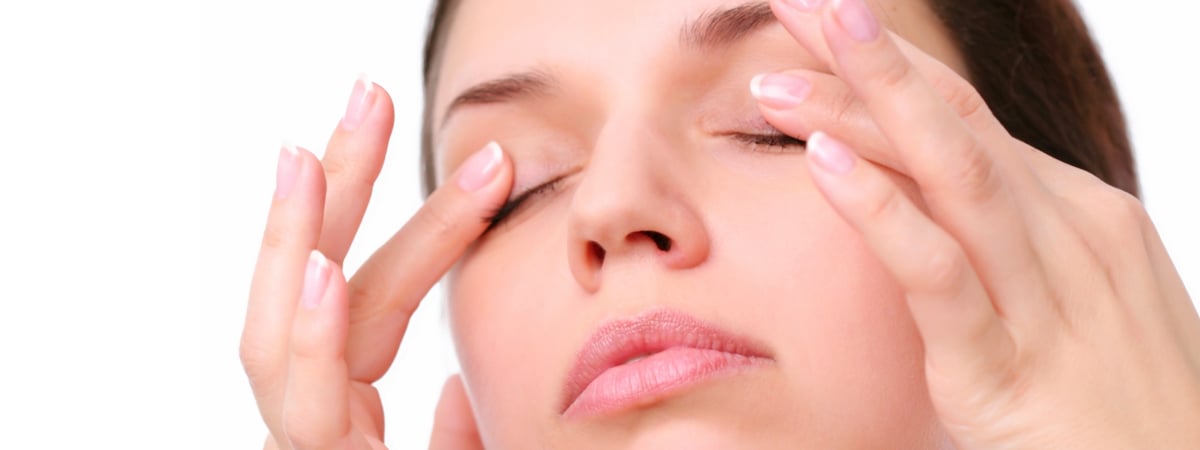 Врачи Гродно рассказали, как быстро снять усталость глаз