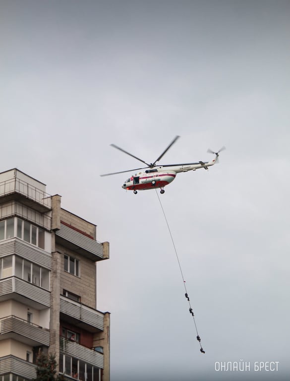 Показательные выступления МЧС в Бресте