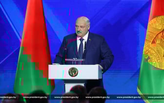 «Чтобы как-то сдаться в плен» — Лукашенко заявил, что ему звонили «украинские генералы» в 2022 году