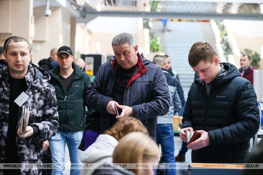 Сборы военнообязанных начались в Брестской области