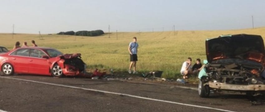 Житель Барановичей на BMW выехал на встречку и столкнулся с двумя авто