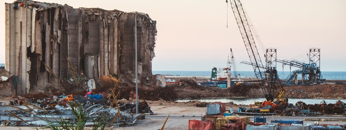 Три взорвавшиеся в Средиземном море танкера заходили в российские порты