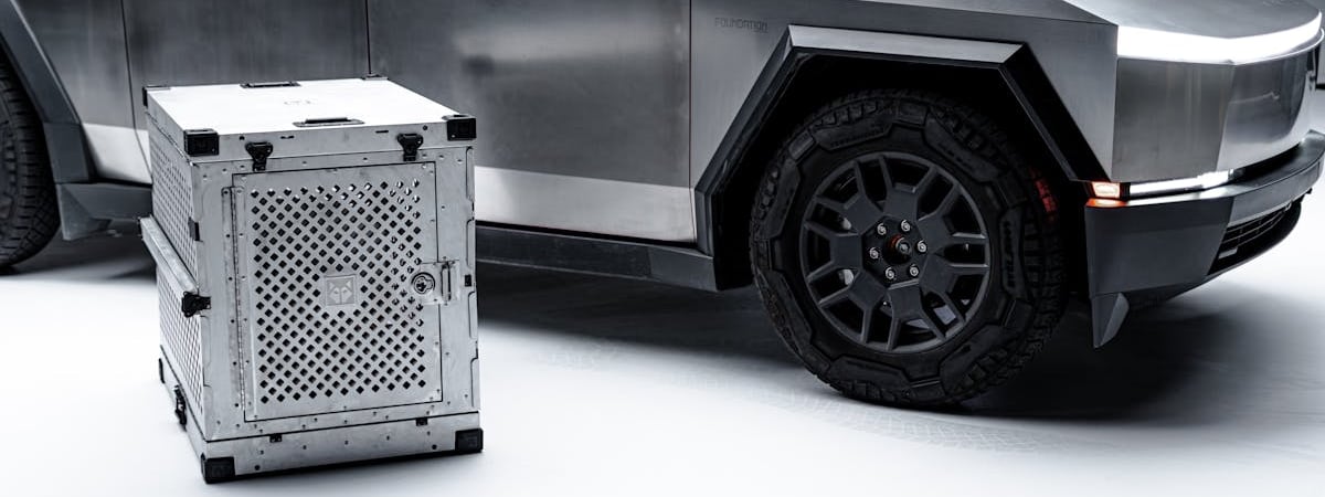 На границе Беларуси с Евросоюзом скопилось около 2,4 тысячи машин