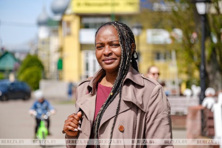 Из Камеруна – в Беларусь: девушка из африканского государства обосновалась в Брестской области