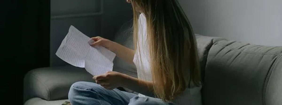 Вернулась в Минск за визой и попала за решетку. История одной заключенной