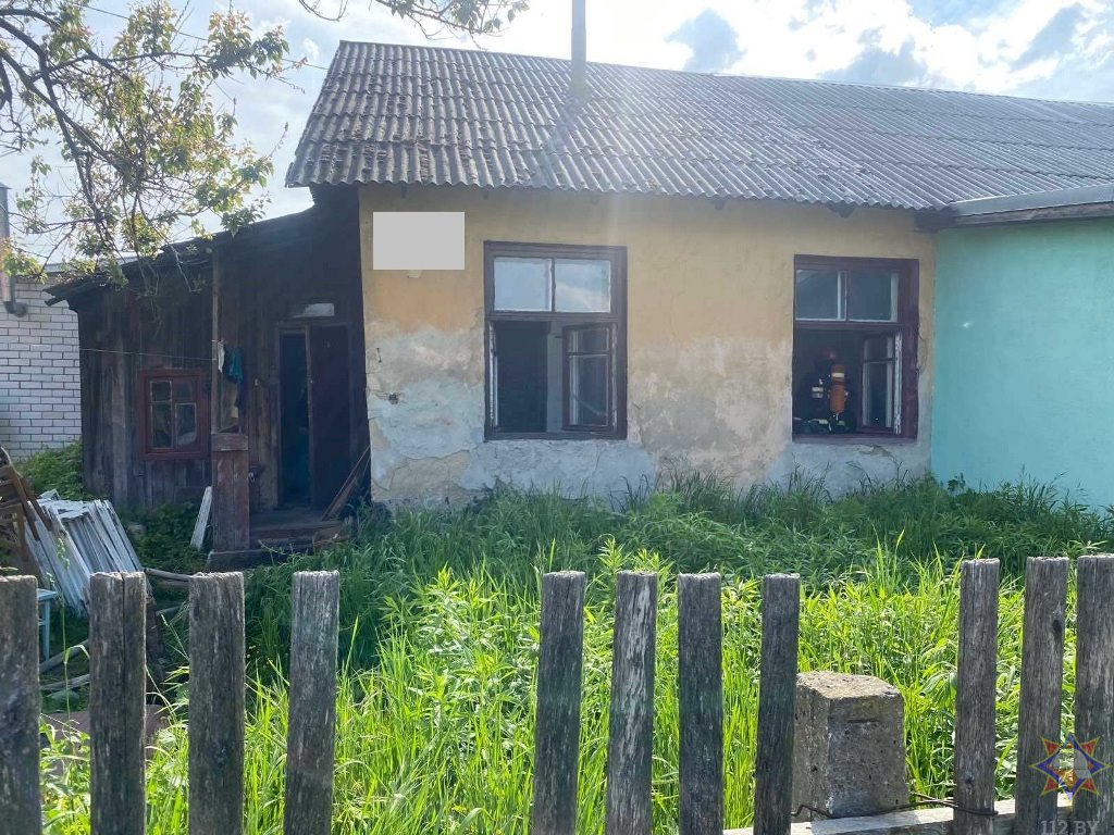 Квартиросъемщик пострадал при пожаре в Пинске