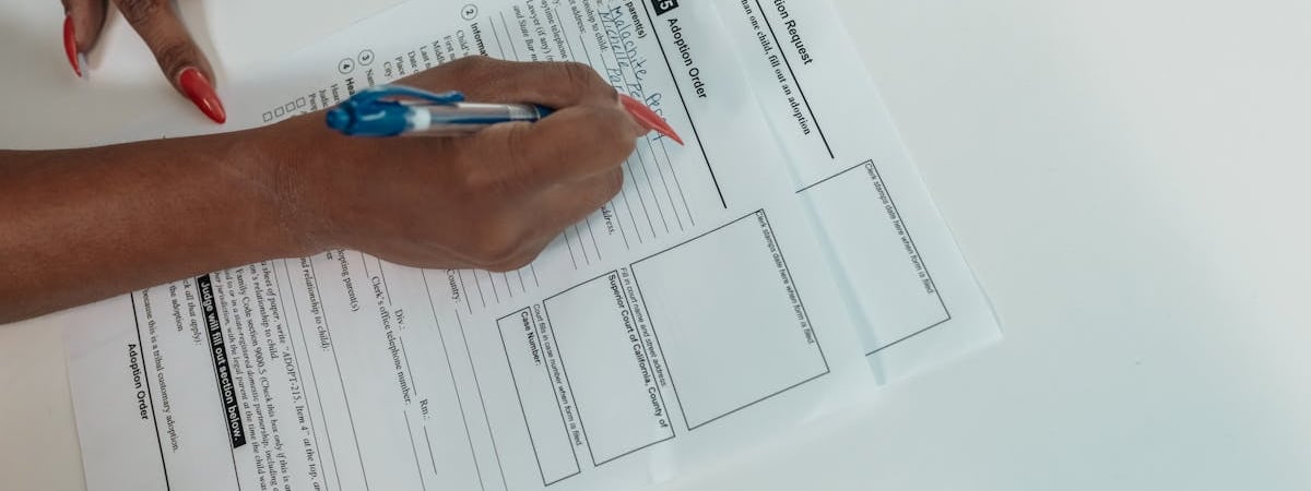 По запросу беларуских силовиков Интерпол задерживал основателя клиники «Новое зрение»; суд отпустил его домой