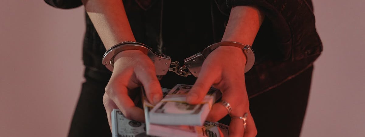 Силовики задержали более 10 человек за продажу мест в очереди на границе с Польшей