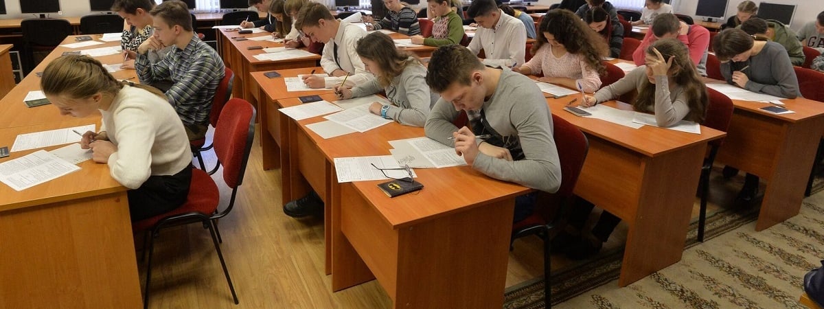 В Беларуси начинается регистрация на ЦЭ. Минобразования напомнило о важных изменениях — Полезно