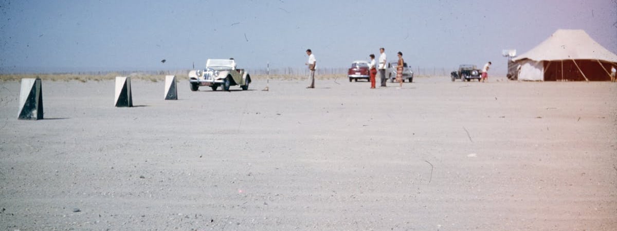 Беларусь и Иран обсуждают пассажирские и грузовые авиаперевозки между странами
